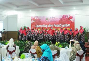 Launching dan Peduli Yatim Organisasi Aliansi Perempuan Peduli Indonesia