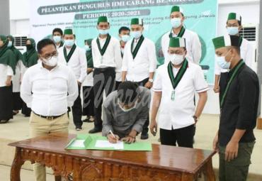 Plt Gubernur Bengkulu Hadiri Pelantikan Pengurus HMI Periode 2020-2021
