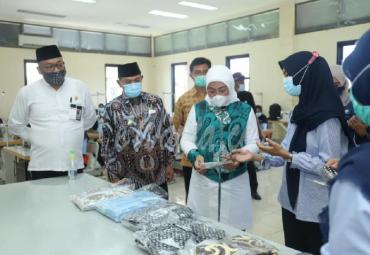  Menaker Ida Fauziyah di Sidoarjo pada Jumat (06/11/2020).