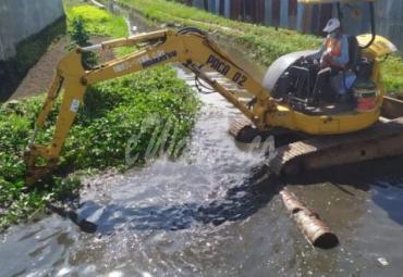 Dinas PUPR Gencar Keruk Drainase untuk Cegah Banjir