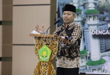 Sekjen Kemenag Nizar