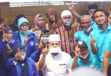 Helmi - Muslihan Disambut Antusias di Setiap Tempat yang Disinggahi