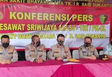 Polri Telah Kumpulkan 40 Sample DNA dan 16 Kantong Jenazah Korban Sriwijaya Air 