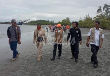 Tim Penyelamat Lakukan Pencarian Warga Kandang yang Tenggelam di Pulau Baai