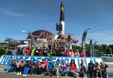 Wartawan Bengkulu Revitalisasi Tugu Pers