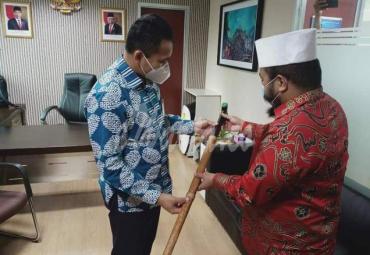 Walikota Bengkulu Ajukan Proposal Kapal Tangkap 300 GT ke Kemenko Maritim