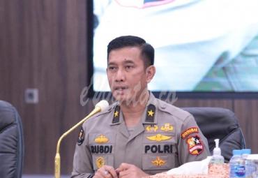 Kepala Biro Penerangan Masyarakat (Karo Penmas) Divisi Humas Polri, Brigjen Pol. Drs. Rusdi Hartono, M.Si.