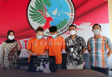 Jualan Sabu, Sepasang Sejoli Ditangkap Polres Bengkulu