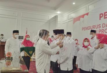 Pelantikan pengurus dan Dewan Kehormatan Palang Merah Indonesia (PMI) Provinsi Bengkulu masa bhakti 2021-2026 di Balai Raya Semarak Bengkulu, Jumat(28/5) 