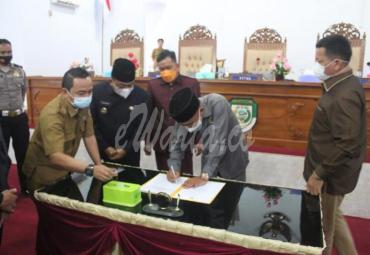 Fraksi DPRD Seluma Sampaikan Pandangan Akhir Tiga Raperda