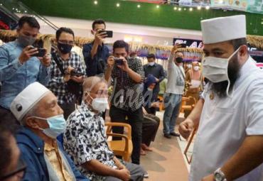 Vaksinasi Lansia se Kota Bengkulu Dimulai