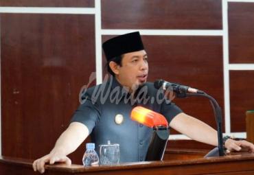 Wakil Walikota Bengkulu, Dedy Wahyudi saat paripurna