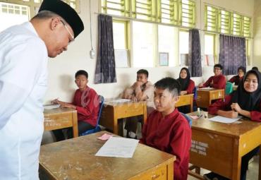 Hadapi Ujian Akhir